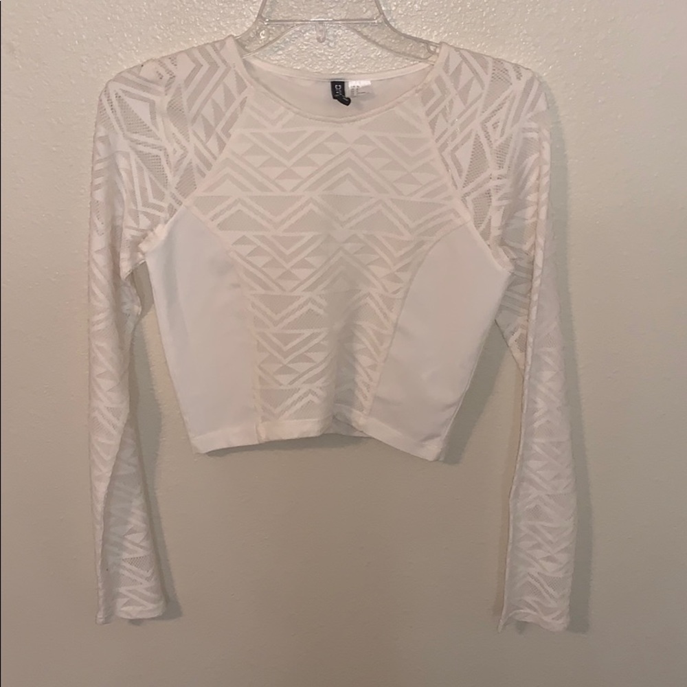 Long sleeve crop top